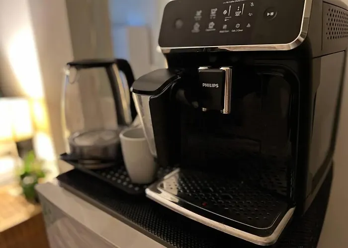 101 - - By T&s * آيندهوفن