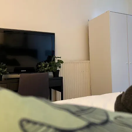 101 - - By T&s Appartement *